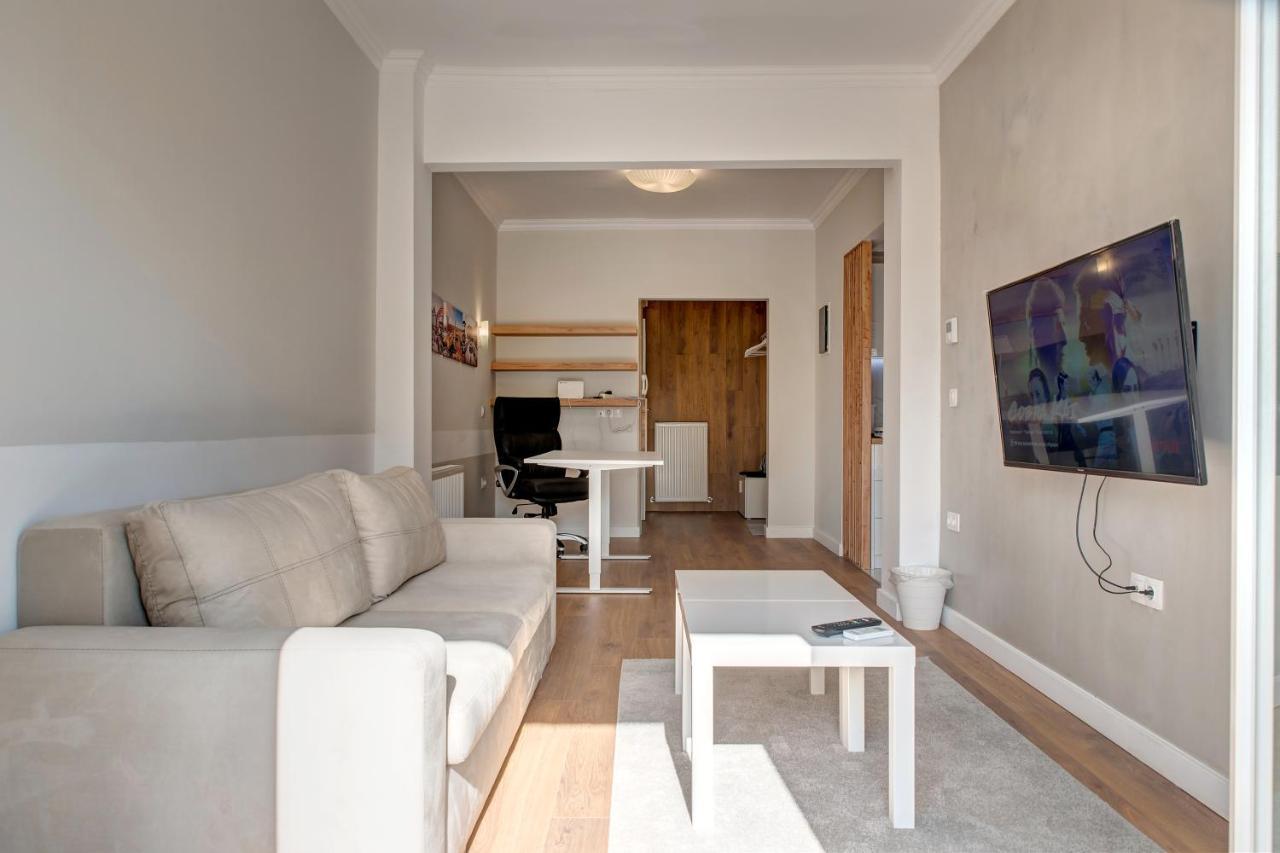 Modern Style Home Near The Train Station Thessaloníki Luaran gambar