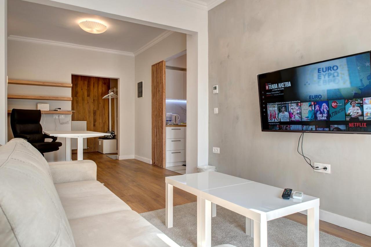Modern Style Home Near The Train Station Thessaloníki Luaran gambar