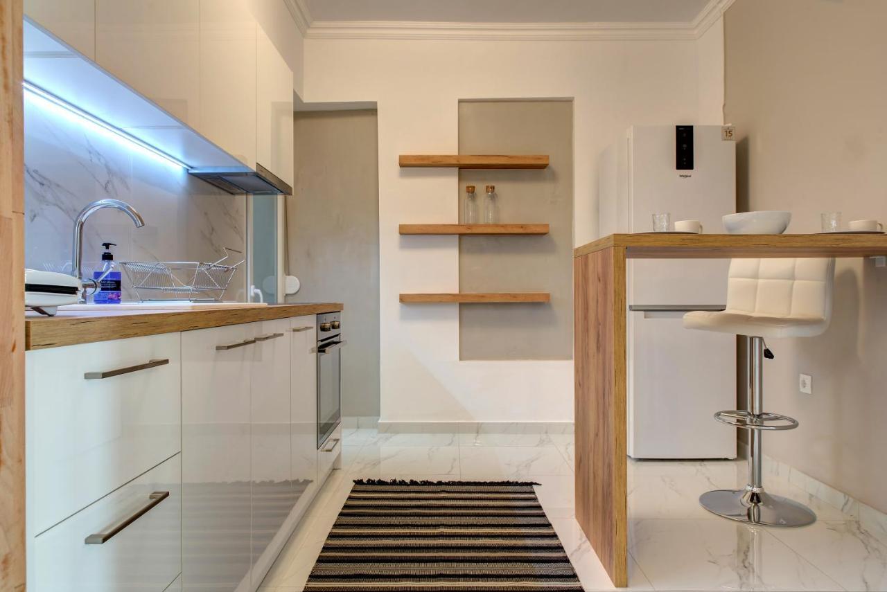 Modern Style Home Near The Train Station Thessaloníki Luaran gambar